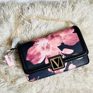 Victoria’s Secret gold chain black shoulder bag